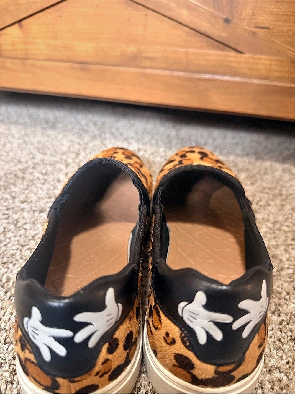 Disney Aldo Mickey Mouse Cheetah Slip-On Sneakers US 8 - Picture 8 of 11